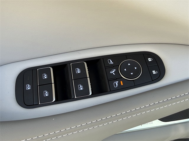 Thumbnail: 2026 INFINITI QX60 - 20