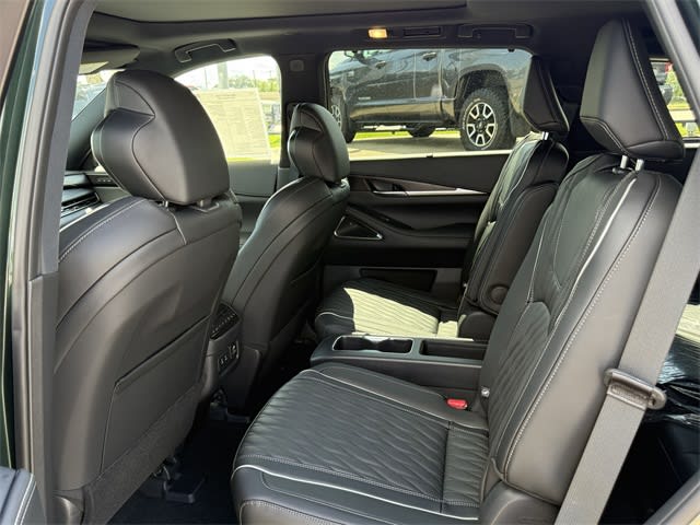 Thumbnail: 2026 INFINITI QX60 - 10