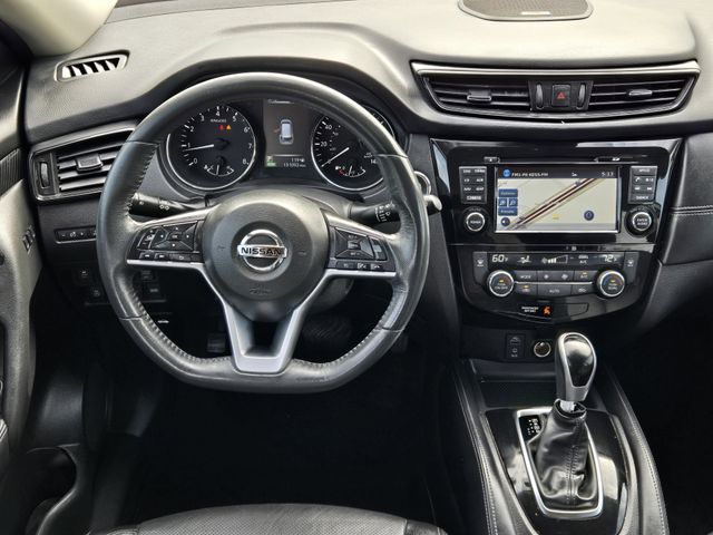 Thumbnail: 2017 Nissan Rogue - 10