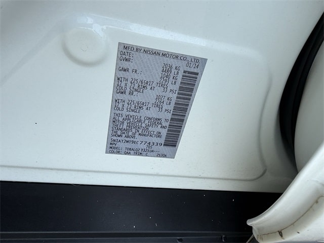 Thumbnail: 2014 Nissan Rogue - 18