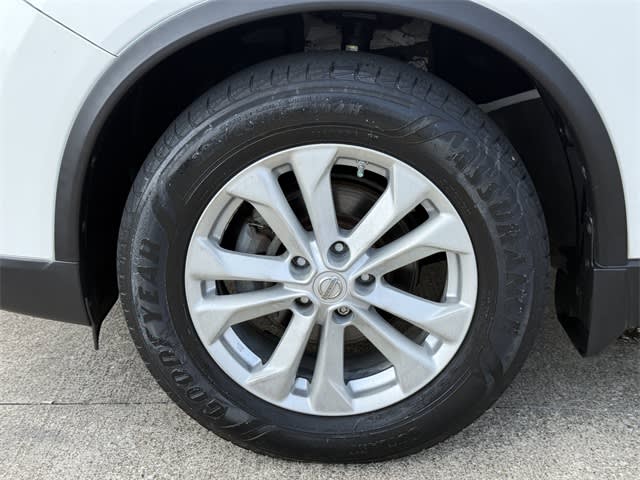 Thumbnail: 2014 Nissan Rogue - 8