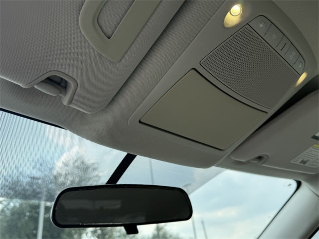 Thumbnail: 2014 Nissan Rogue - 25