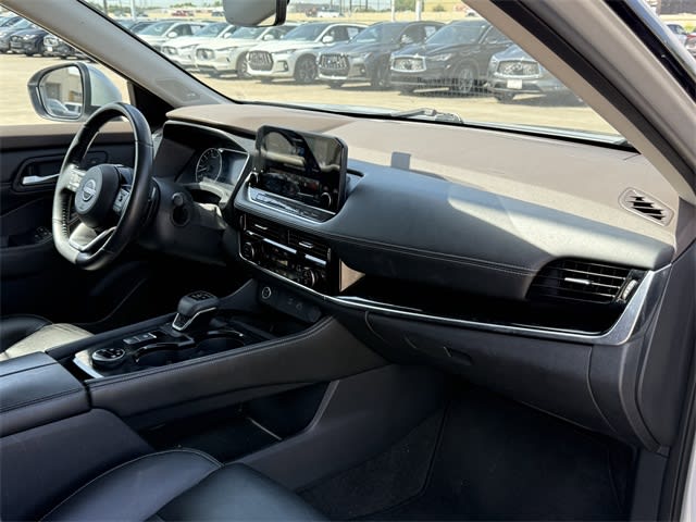 Thumbnail: 2023 Nissan Rogue - 21