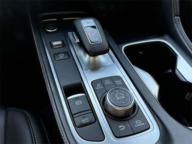 Thumbnail: 2022 INFINITI QX60 - 16