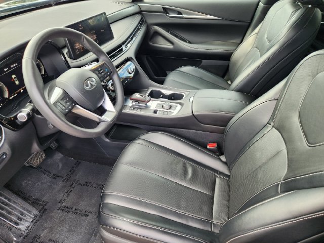 Thumbnail: 2023 INFINITI QX60 - 11