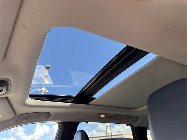 Thumbnail: 2022 INFINITI QX60 - 24