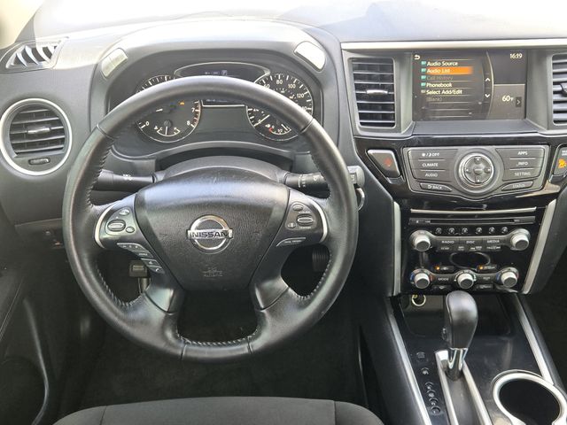 Thumbnail: 2020 Nissan Pathfinder - 10