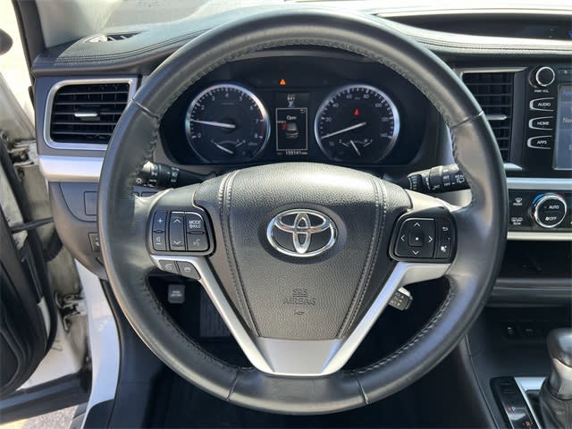 2014 Toyota Highlander XLE 10