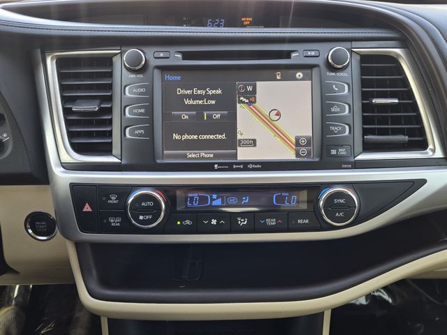 Thumbnail: 2016 Toyota Highlander - 14