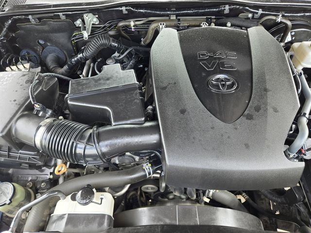 Thumbnail: 2020 Toyota Tacoma - 9