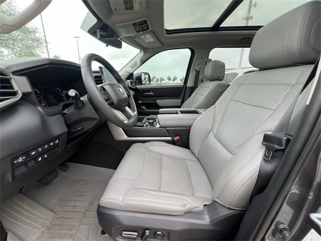 2023 Toyota Tundra Limited 10