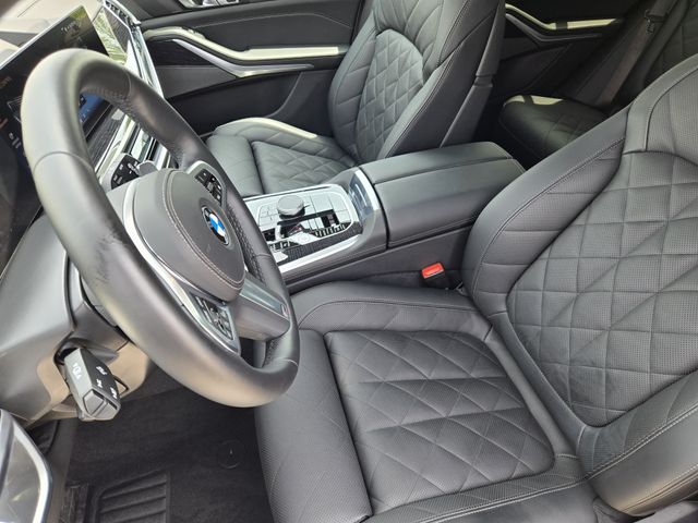 Thumbnail: 2026 BMW X5 - 12