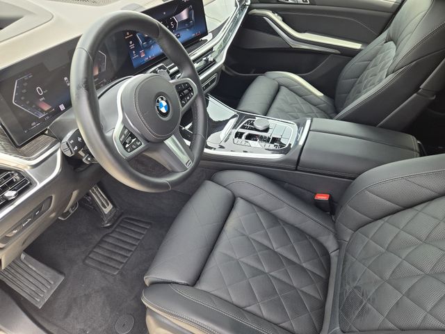 Thumbnail: 2026 BMW X5 - 11