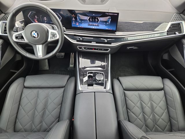 Thumbnail: 2026 BMW X5 - 2