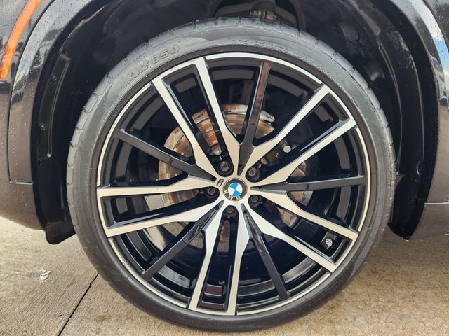 Thumbnail: 2022 BMW X5 - 8