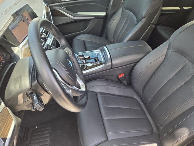 Thumbnail: 2020 BMW X7 - 12