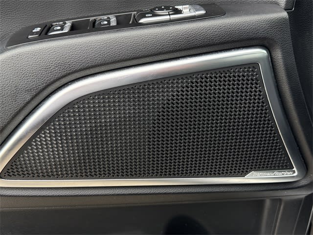 Thumbnail: 2024 Kia Telluride - 18