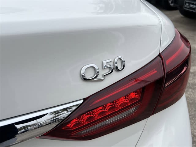 2022 INFINITI Q50 Luxe 7