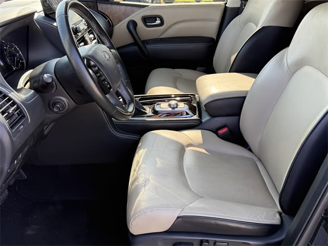 Thumbnail: 2024 INFINITI QX80 - 9