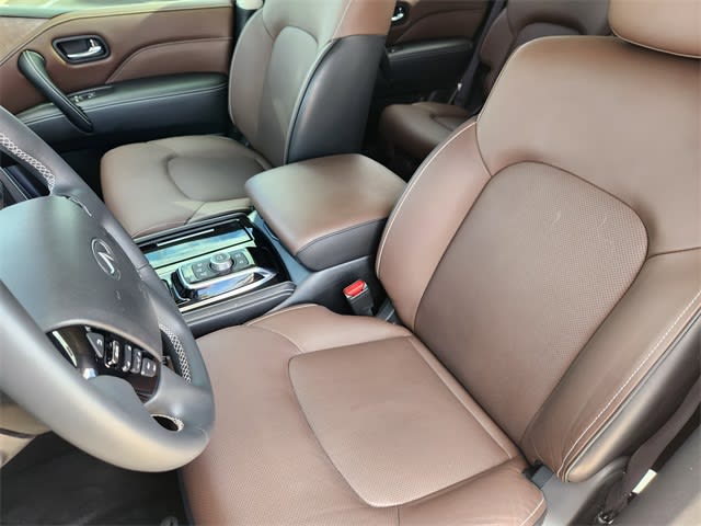 Thumbnail: 2023 INFINITI QX80 - 11