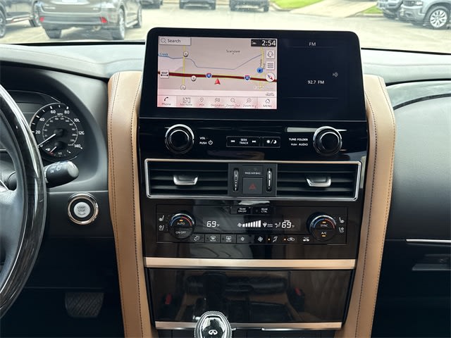 Thumbnail: 2024 INFINITI QX80 - 15