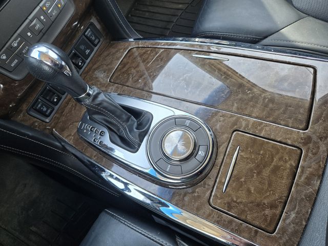 Thumbnail: 2017 INFINITI QX80 - 16