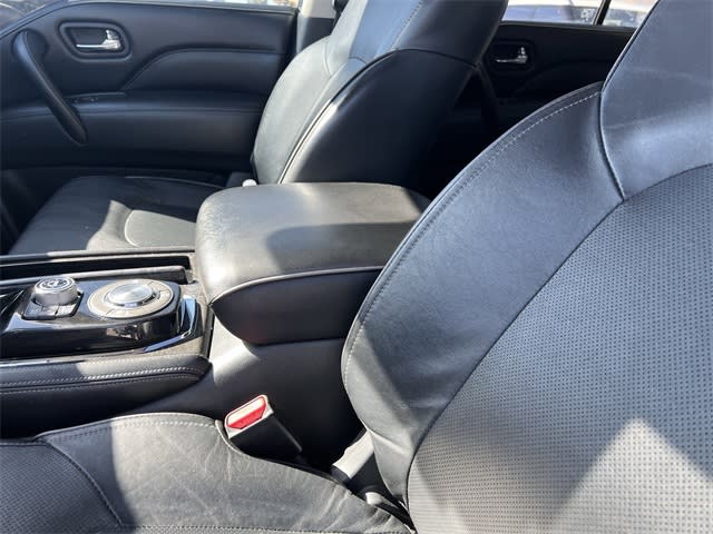 2020 INFINITI QX80 Luxe 11