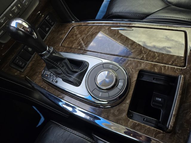 Thumbnail: 2015 INFINITI QX80 - 21