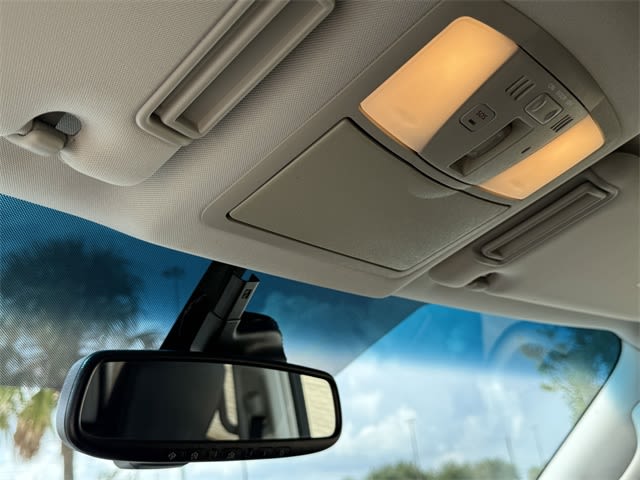 Thumbnail: 2017 INFINITI QX80 - 24