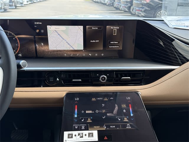 Thumbnail: 2026 INFINITI QX80 - 15