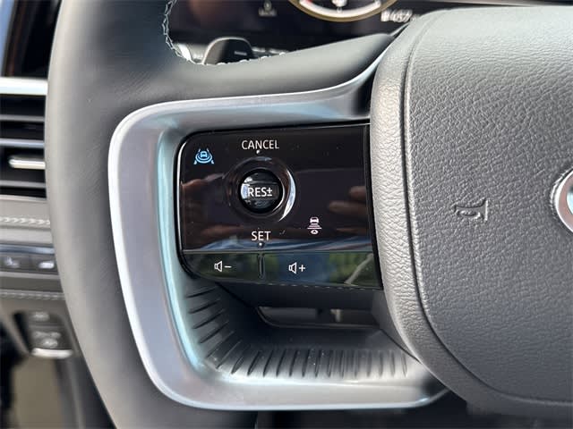 Thumbnail: 2026 INFINITI QX80 - 24