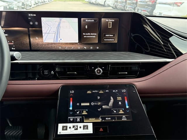 Thumbnail: 2026 INFINITI QX80 - 15