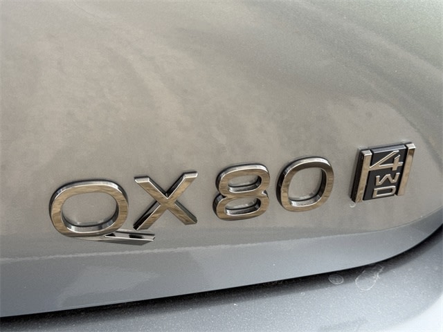 Thumbnail: 2026 INFINITI QX80 - 7