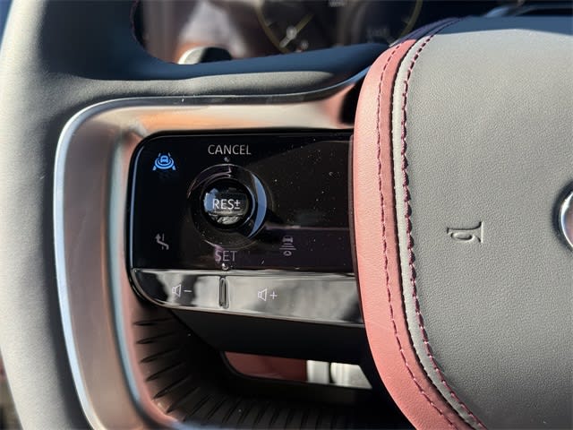 Thumbnail: 2026 INFINITI QX80 - 23