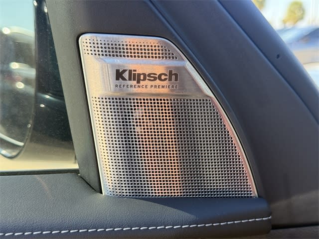 Thumbnail: 2026 INFINITI QX80 - 19