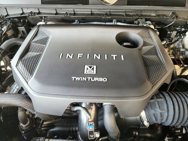 Thumbnail: 2026 INFINITI QX80 - 8