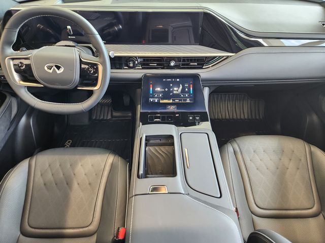 Thumbnail: 2026 INFINITI QX80 - 9