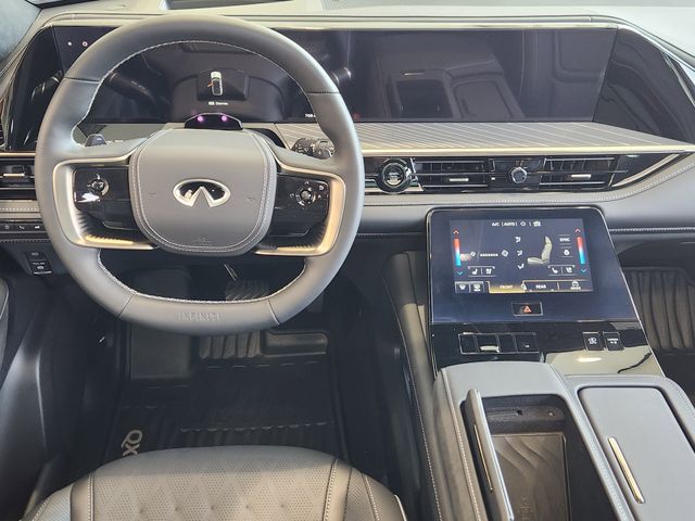 Thumbnail: 2026 INFINITI QX80 - 13