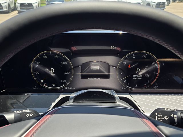 Thumbnail: 2026 INFINITI QX80 - 16