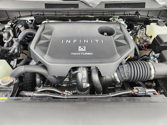 Thumbnail: 2026 INFINITI QX80 - 9