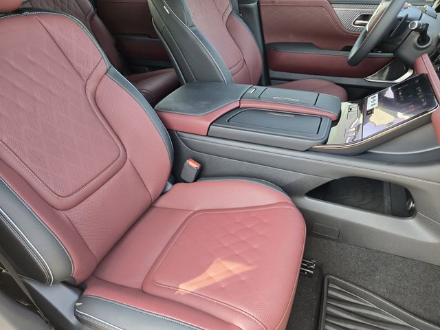 Thumbnail: 2026 INFINITI QX80 - 20