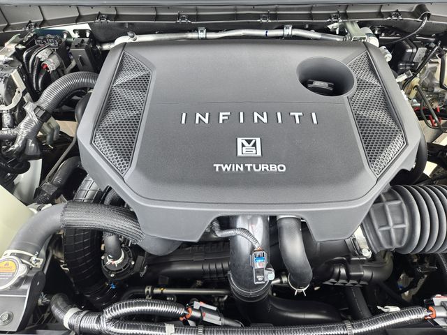Thumbnail: 2026 INFINITI QX80 - 9
