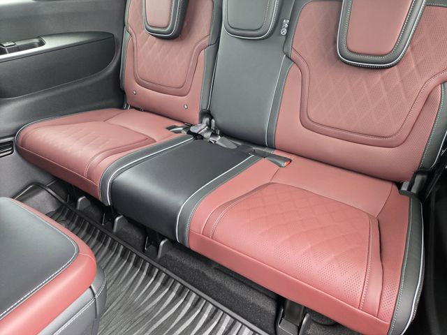 Thumbnail: 2026 INFINITI QX80 - 20