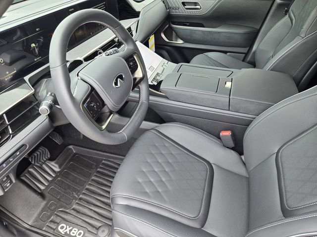 Thumbnail: 2026 INFINITI QX80 - 11