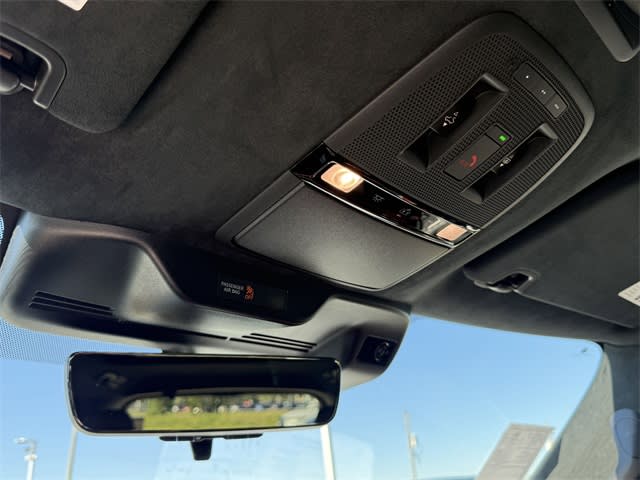 Thumbnail: 2026 INFINITI QX80 - 26