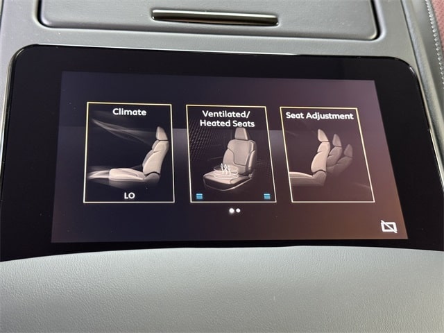 Thumbnail: 2026 INFINITI QX80 - 23