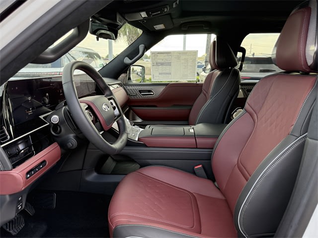 Thumbnail: 2026 INFINITI QX80 - 10