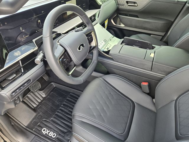 Thumbnail: 2026 INFINITI QX80 - 11