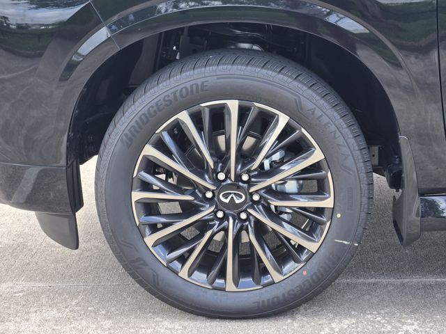 Thumbnail: 2026 INFINITI QX80 - 8