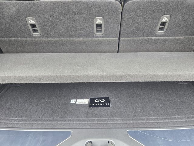 Thumbnail: 2026 INFINITI QX80 - 22